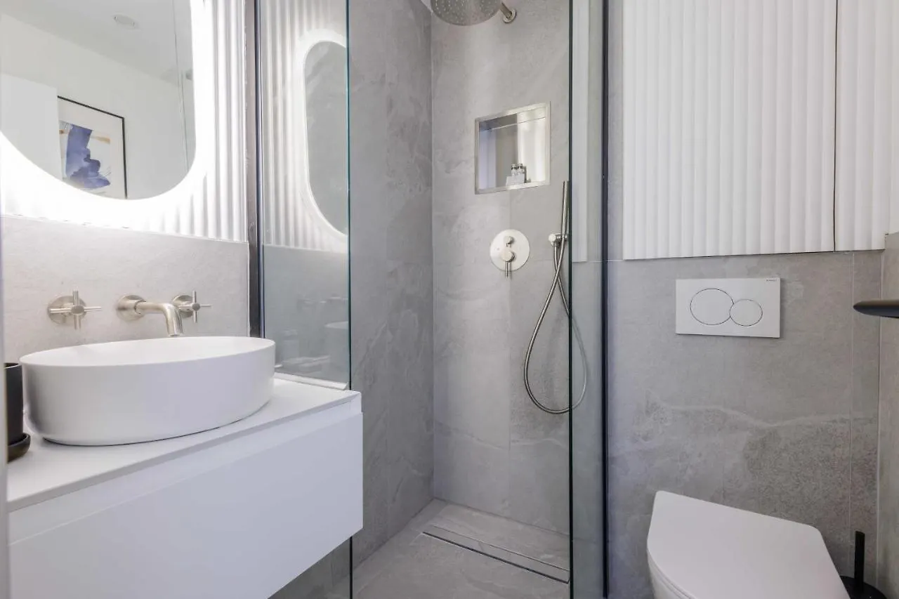 Charming Renovated Apartment Paris France